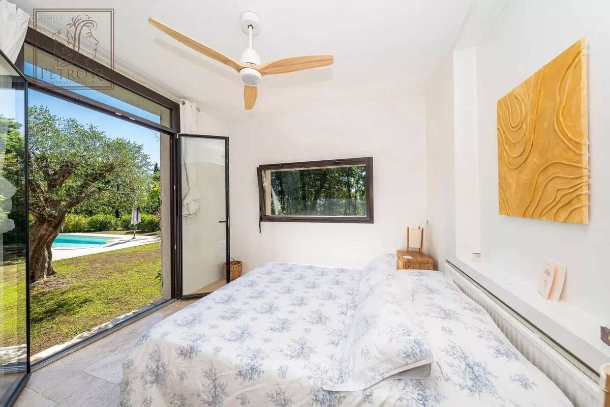 Maison à TOURRETTES-SUR-LOUP