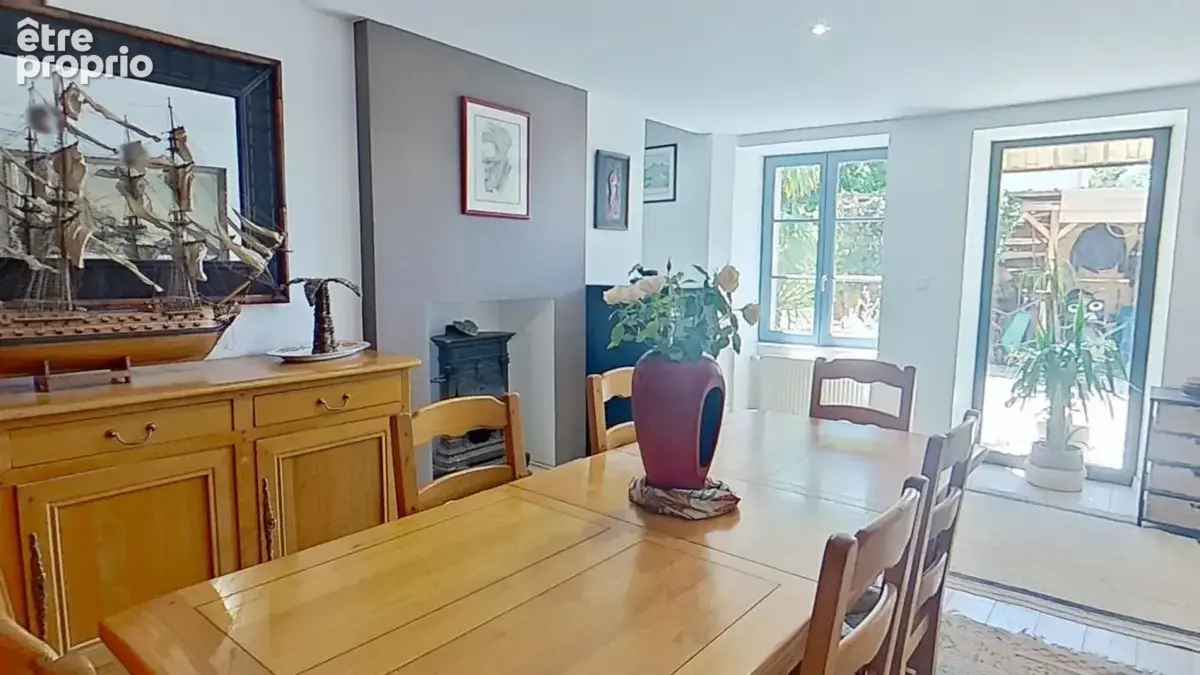 Maison en pierre , pleine de charme - 3 Chambres et mezzanine - COURNON - photo 14