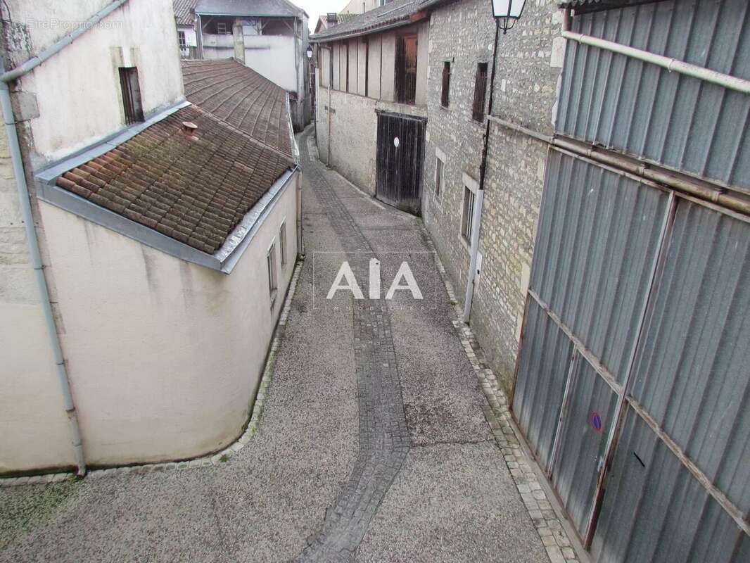 Appartement à RUFFEC