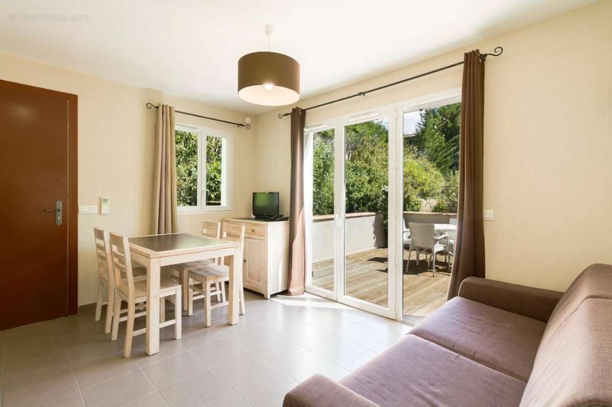 Appartement à MALAUCENE