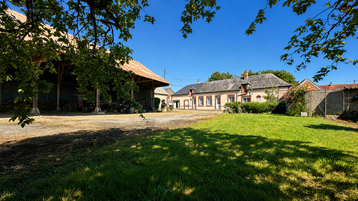 Maison à CHUISNES