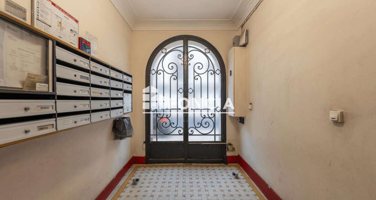 Appartement à MONTROUGE
