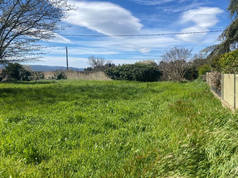 Terrain à LAURIS