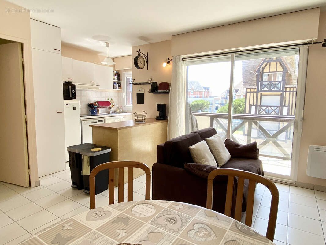 Appartement à DIVES-SUR-MER