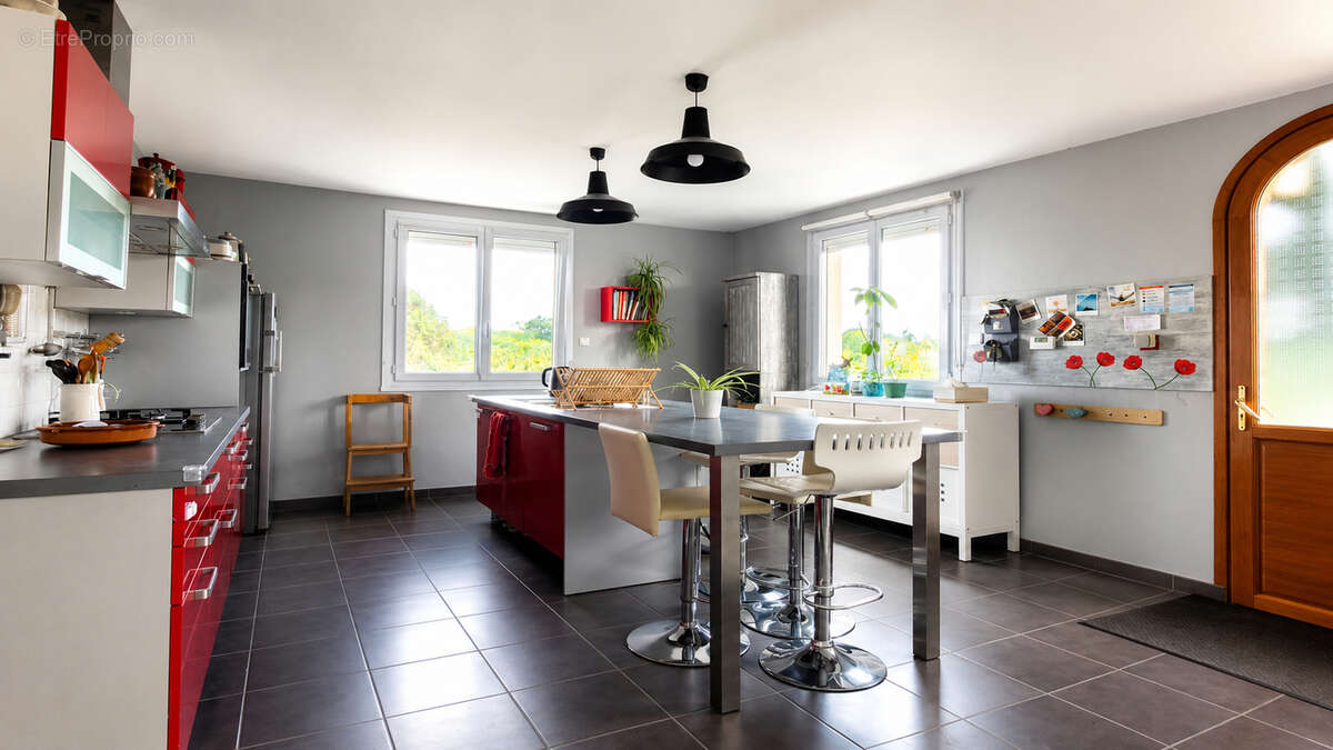 Maison à LA BOUEXIERE
