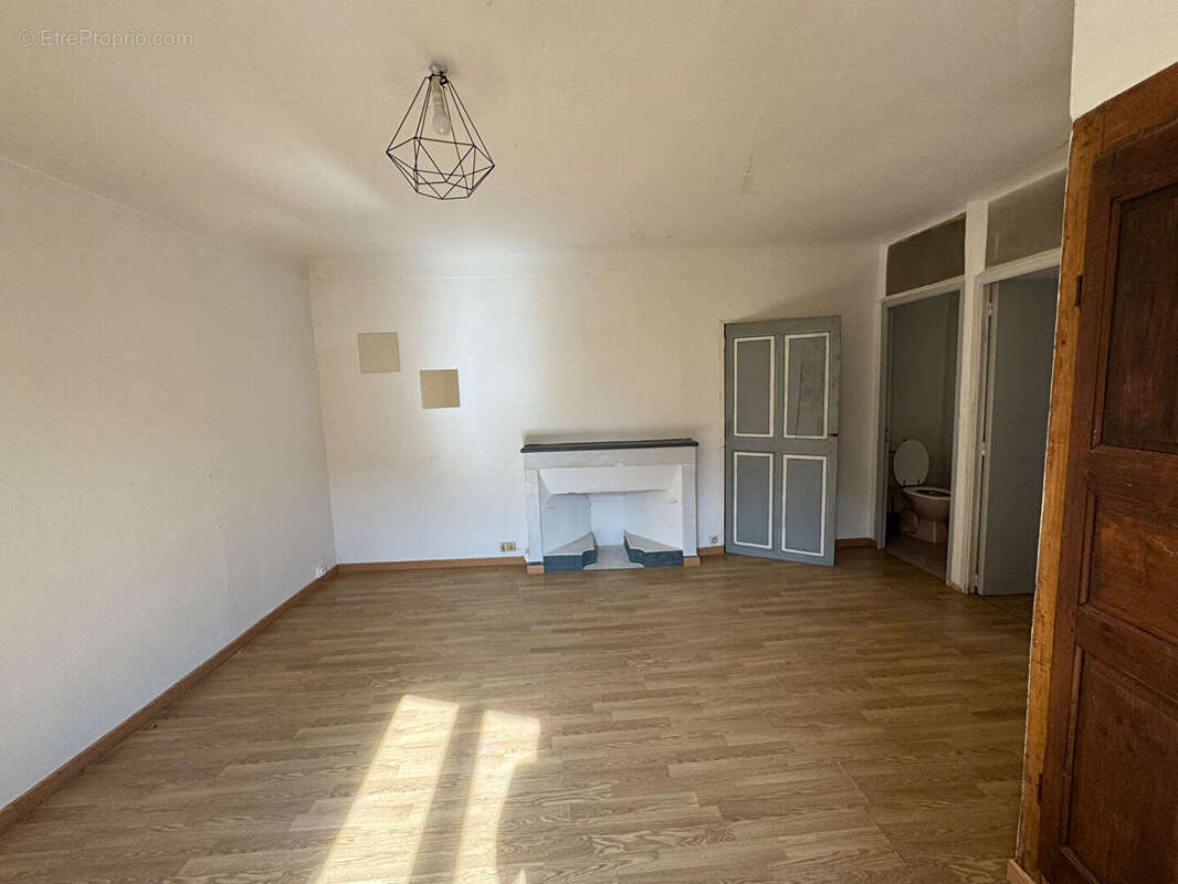 Maison Apt 3 pièce(s) 110 m2 - photo 9