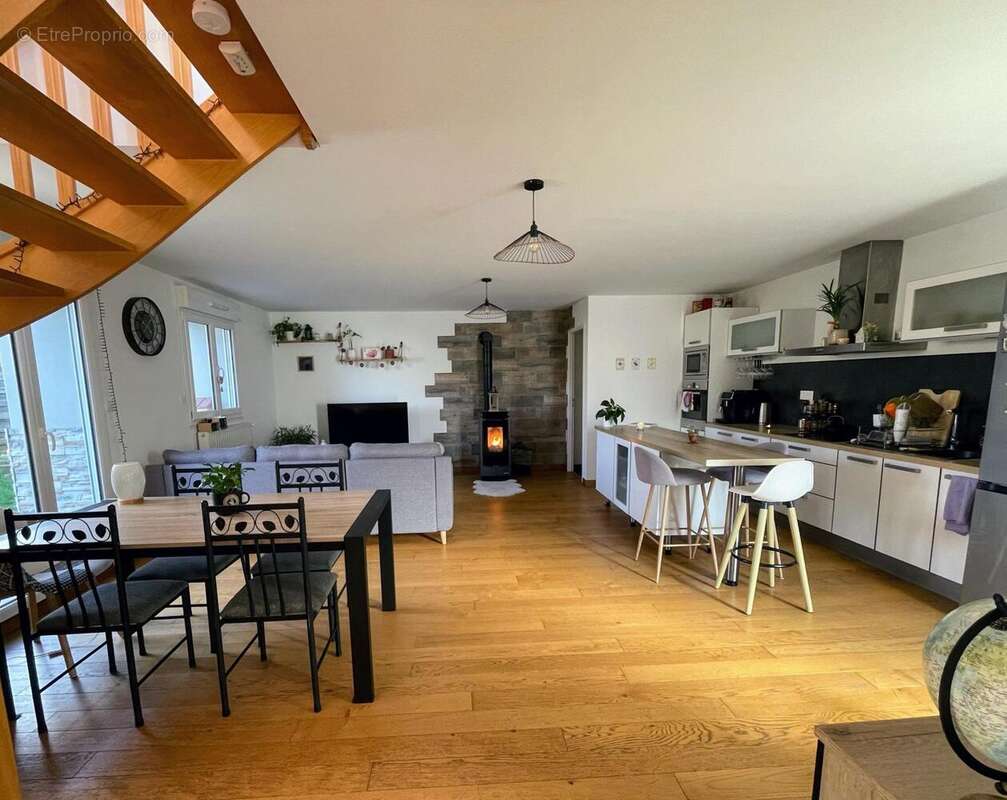 Photo 3 - Maison à BESANCON