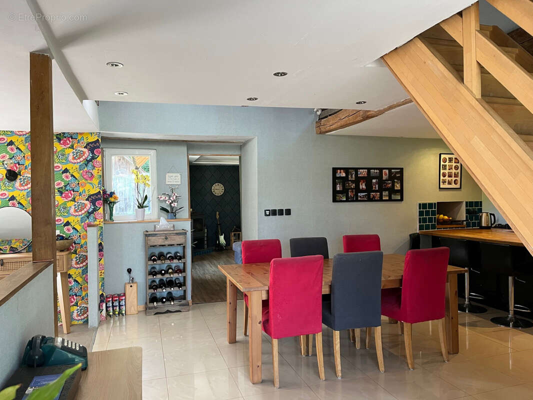 Maison à COUSSAC-BONNEVAL