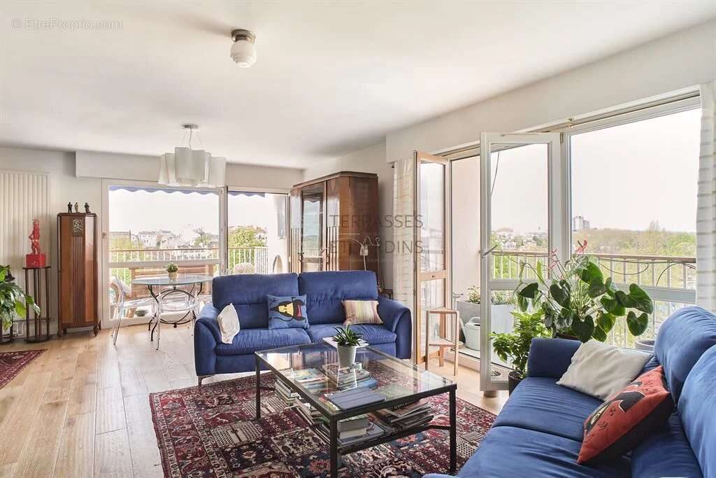 Appartement à SAINT-MAUR-DES-FOSSES