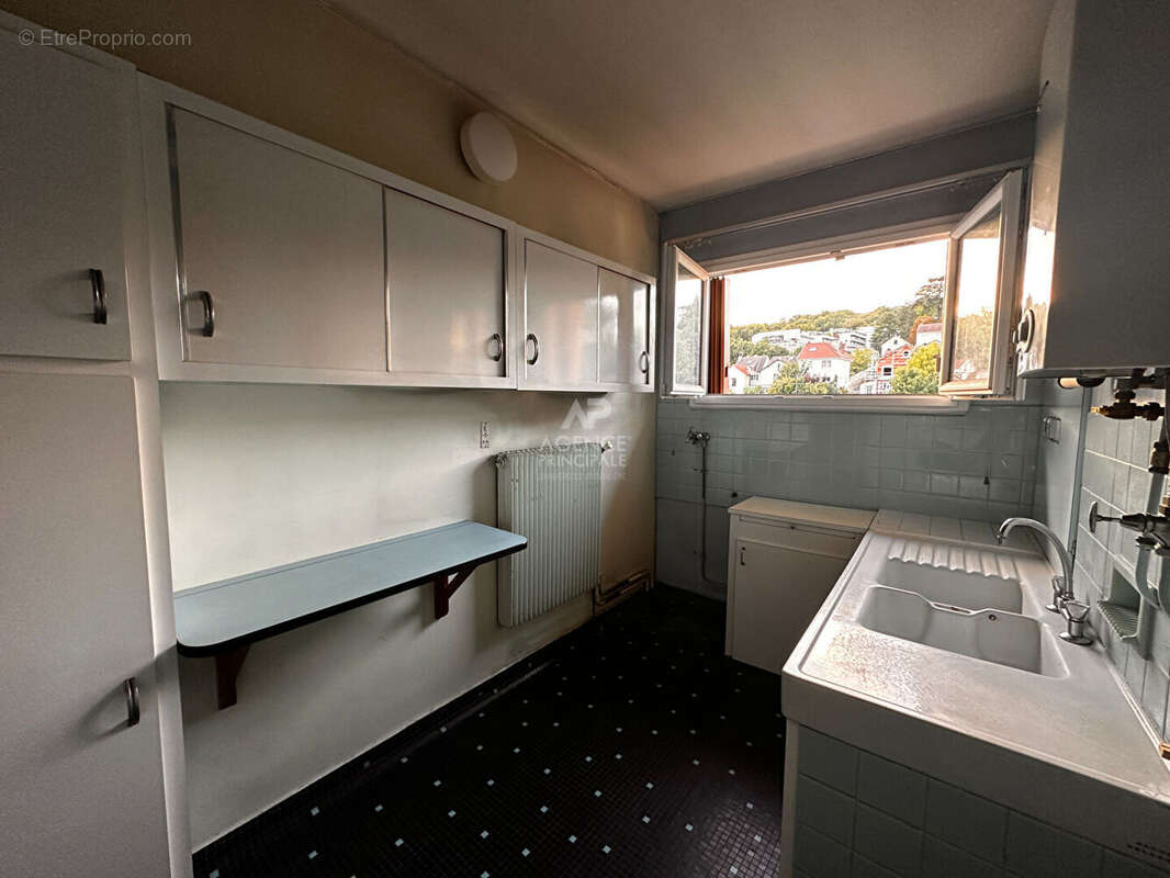 Appartement à CHAVILLE