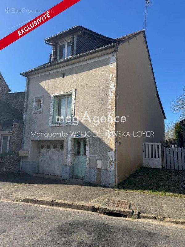 Maison à FRESNAY-SUR-SARTHE