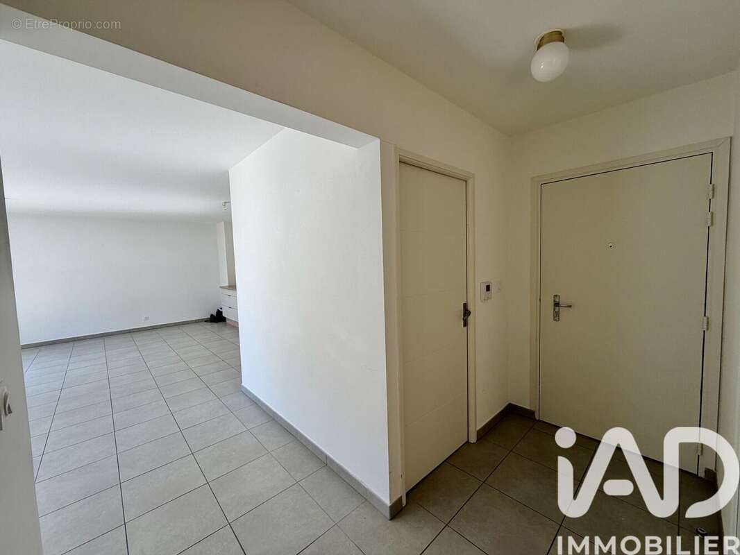 Photo 5 - Appartement à LYON-8E