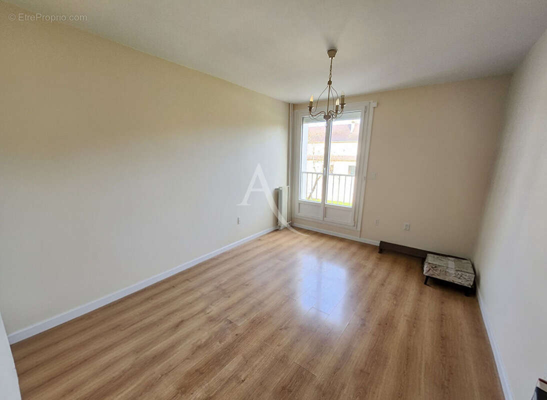 Appartement à DOURDAN