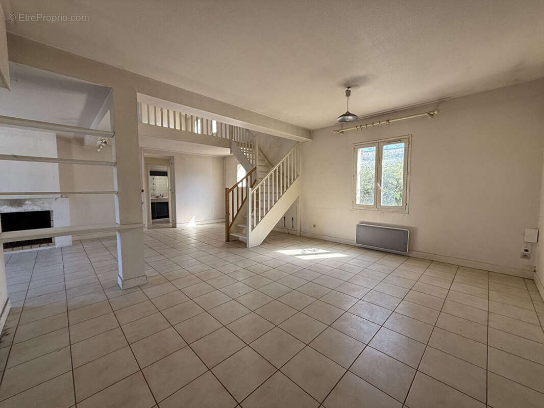 Maison à VAUX-SUR-MER