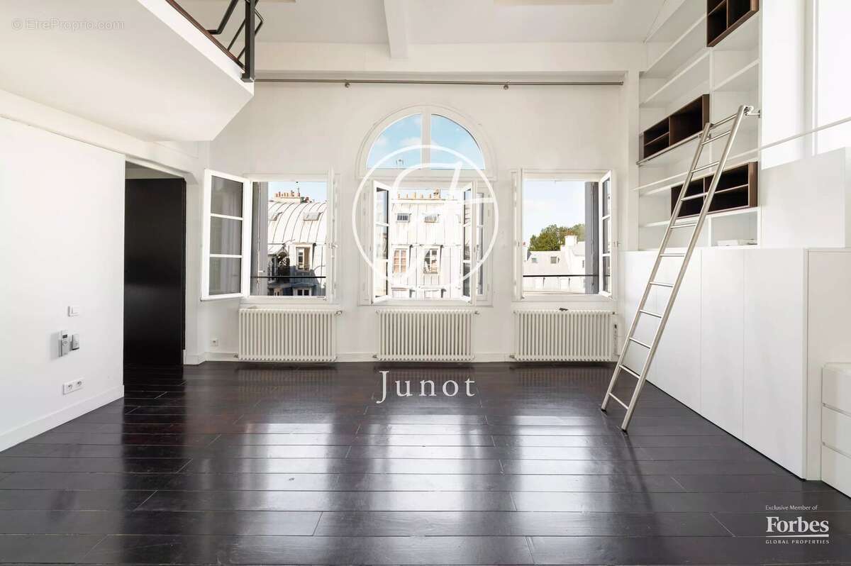 Appartement à PARIS-6E