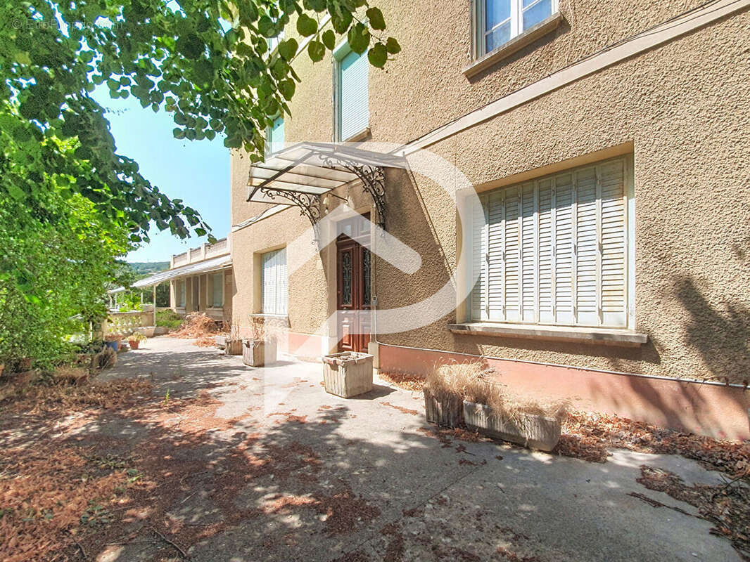 Maison et terrain à vendre Sauzet 12 pièce(s) 276 m2 - photo 2