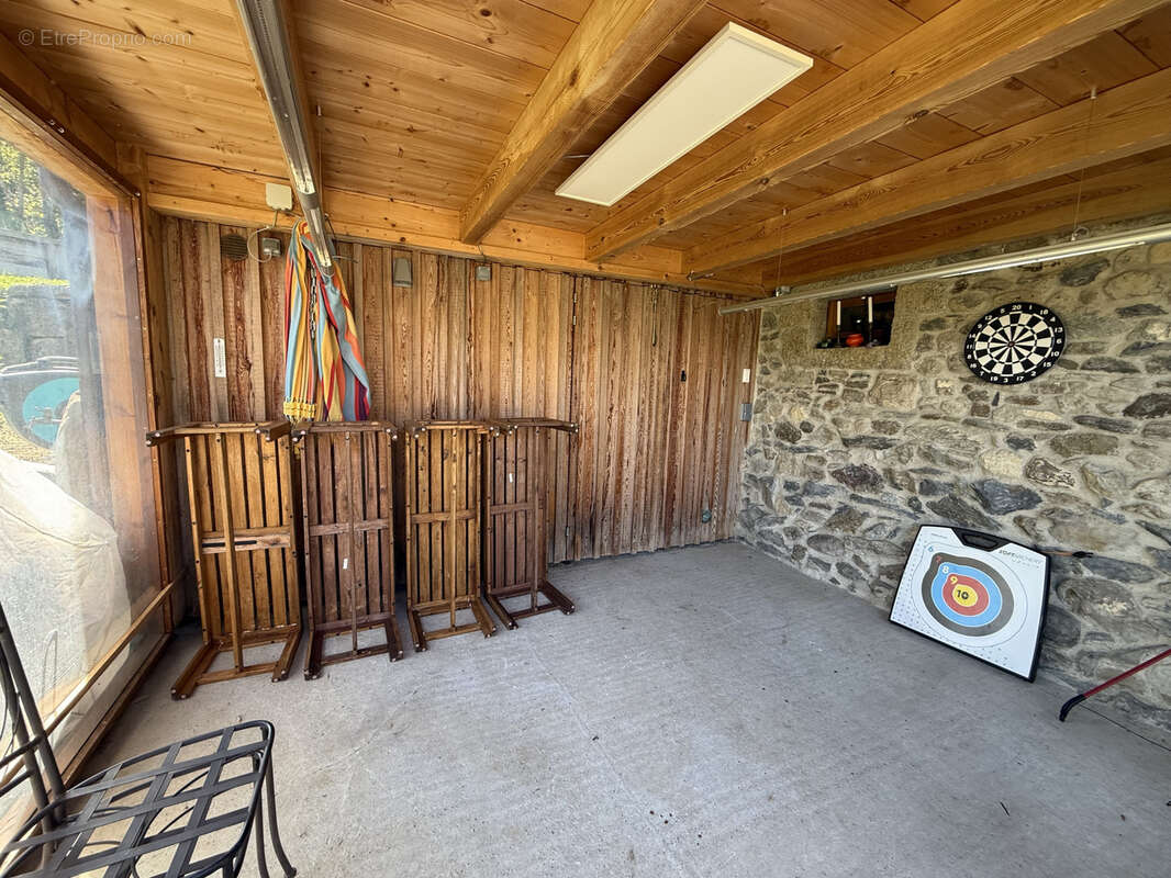 Maison à PERS-JUSSY