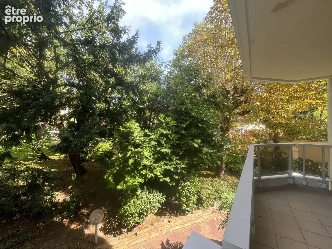 A vendre 2p 45m2 vue jardin balcon les hesperides val de beaute - photo 12