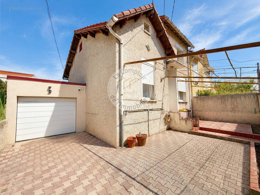 Maison à MARSEILLE-9E