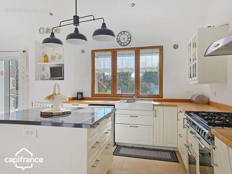 Maison à ARGENTON-CHATEAU