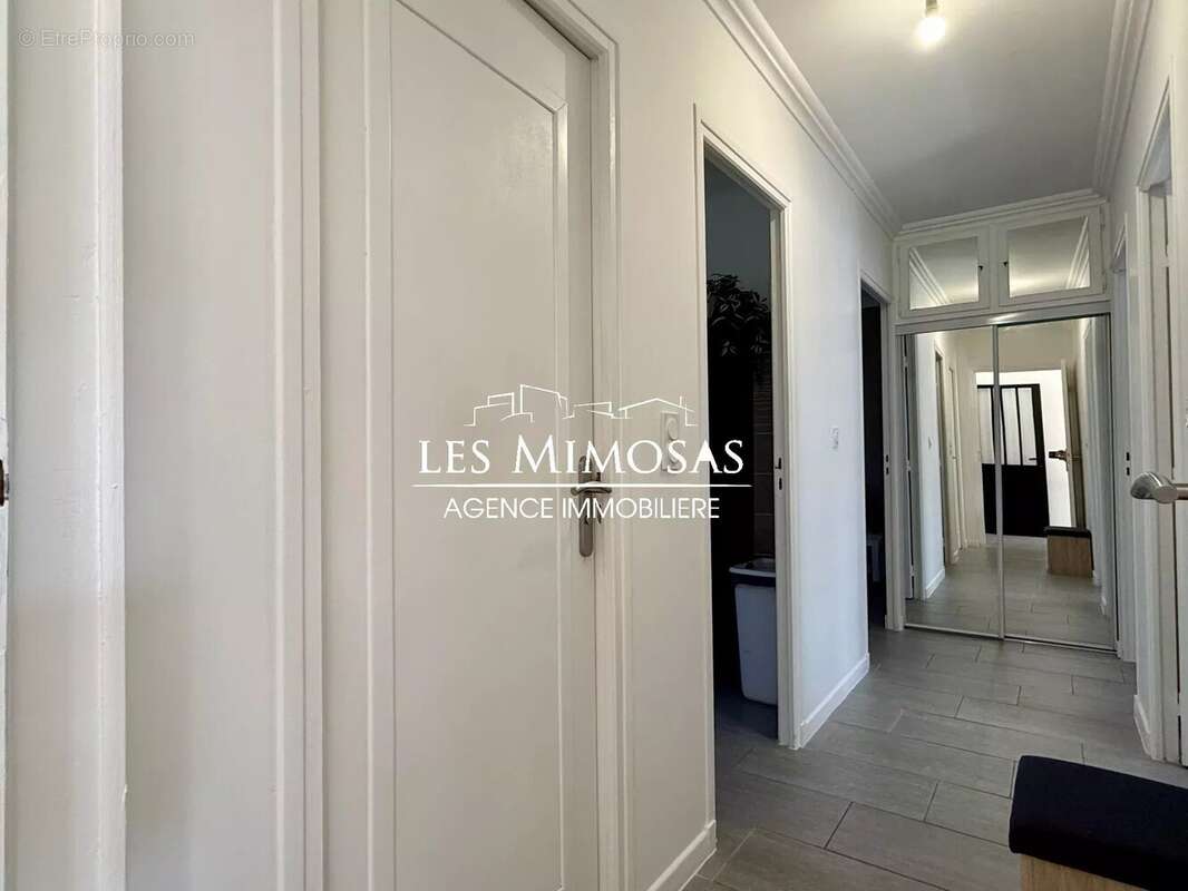 Maison 4 P avec grand GARAGE – LE MUY - photo 22