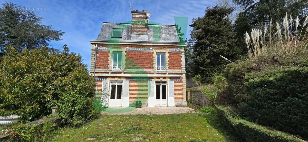 Maison à CHAUMONT-EN-VEXIN