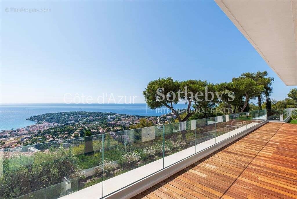 Maison à ROQUEBRUNE-CAP-MARTIN