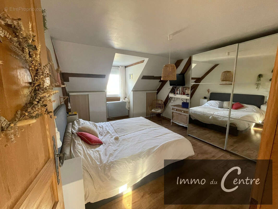 Maison à MONTMIRAIL