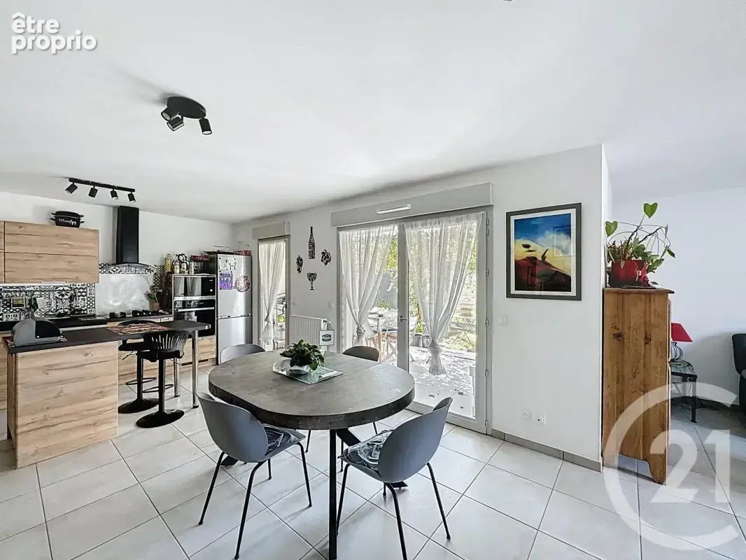 Appartement 66 m² à Serezin-Du-Rhone  - photo 6