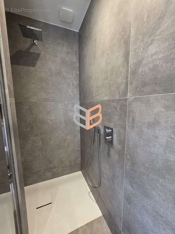 Maison 125 m² à Mont-Saint-Martin  - photo 8
