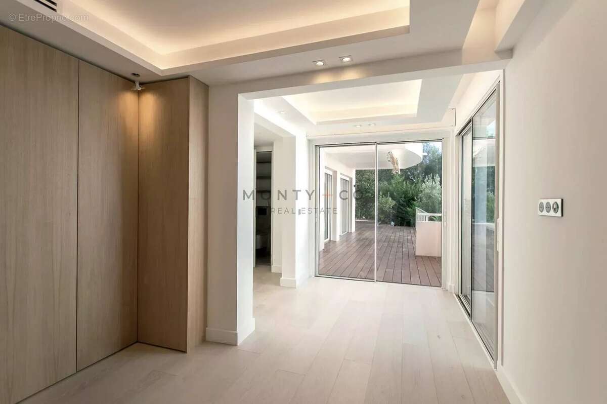 Vente Appartement 3 chambres et vue mer à Roquebrune Cap Martin - photo 4