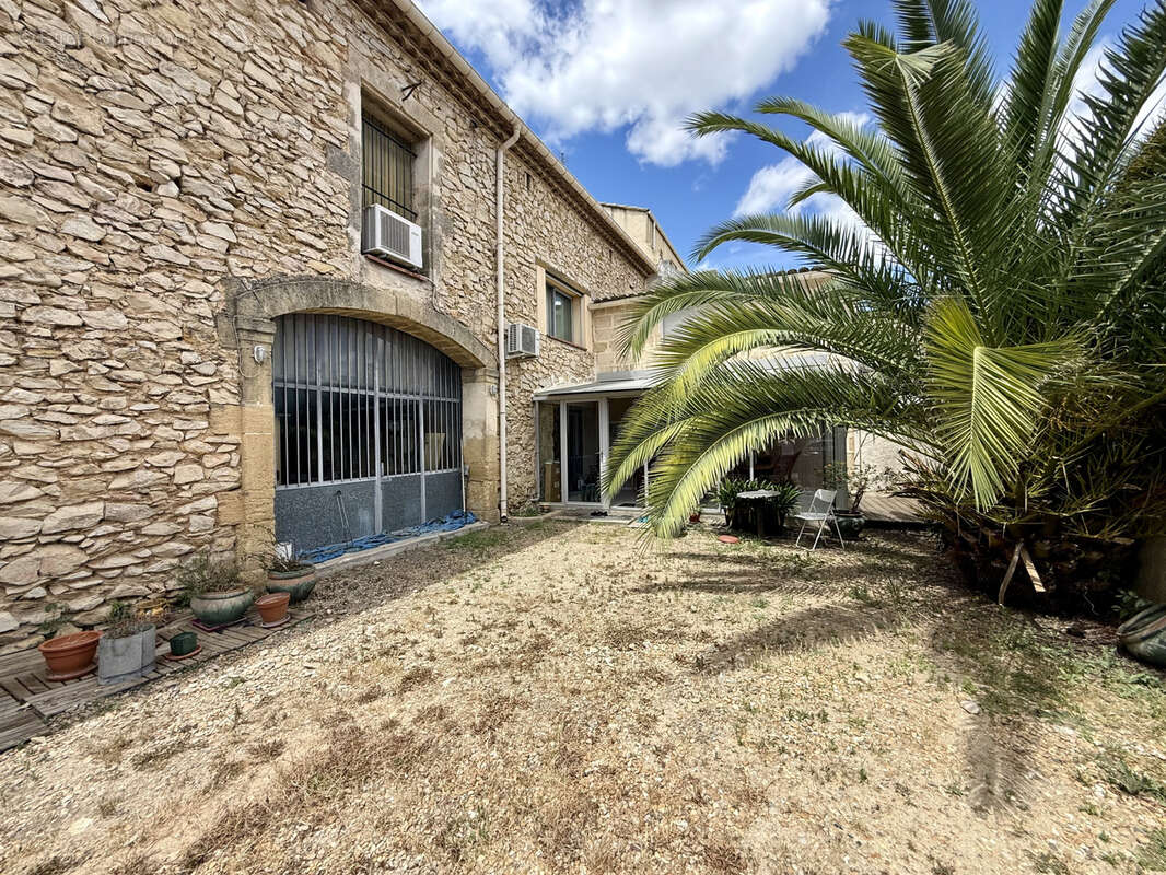 Maison à VERGEZE