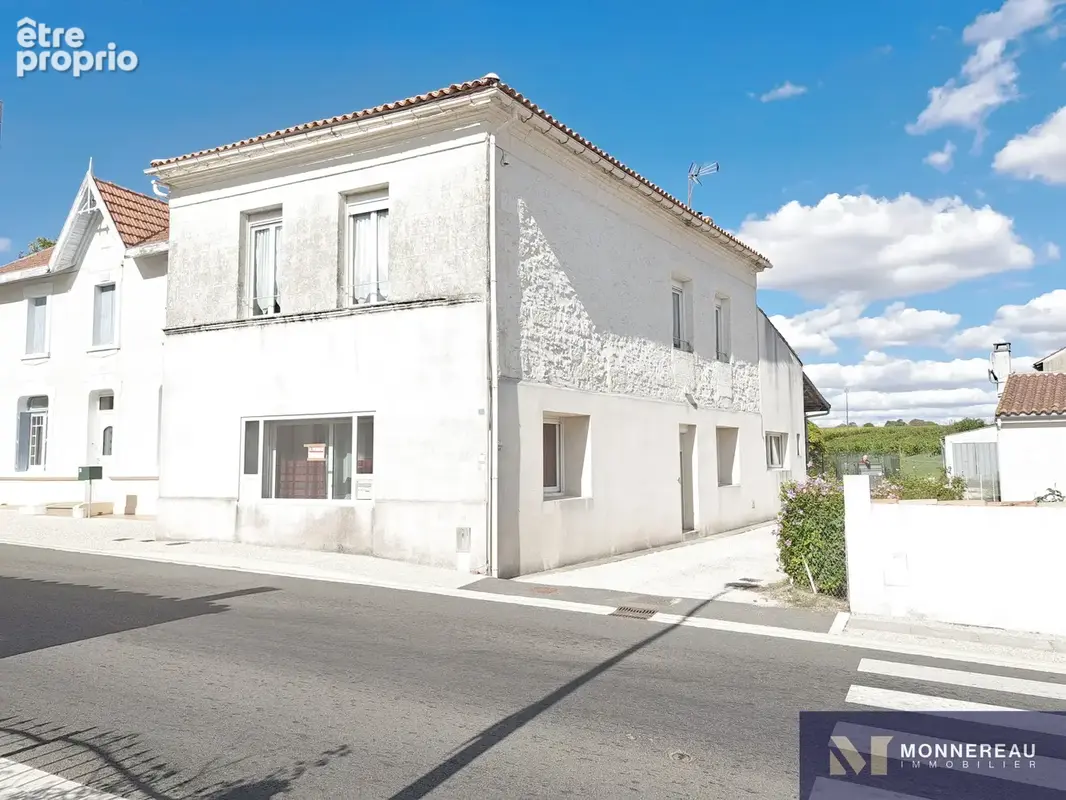 Photo Maison à Lorignac au prix de 147 000€