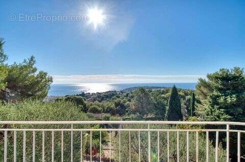Maison à ROQUEBRUNE-CAP-MARTIN