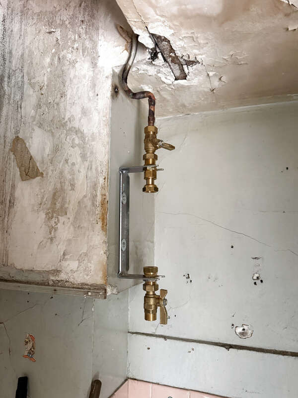 Autre à SAINT-ETIENNE