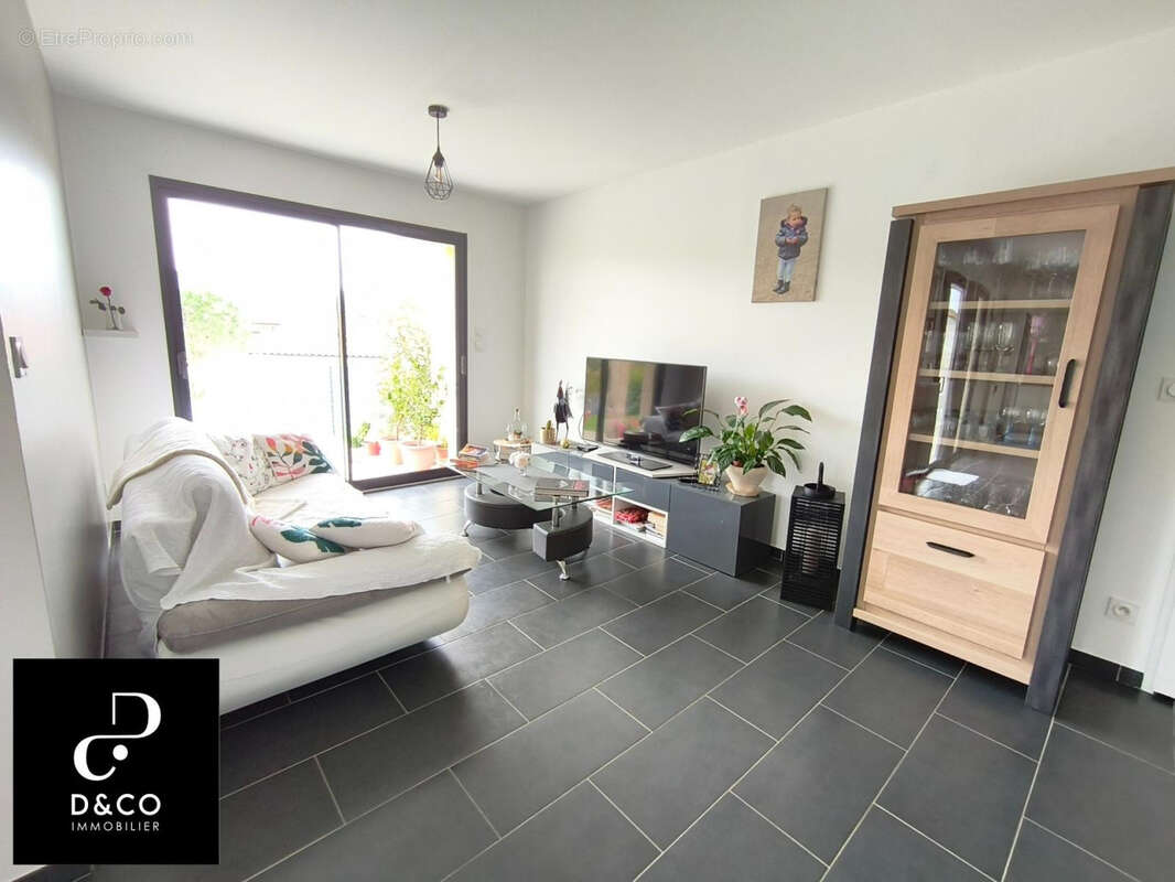 Maison à CHARNAY-LES-MACON