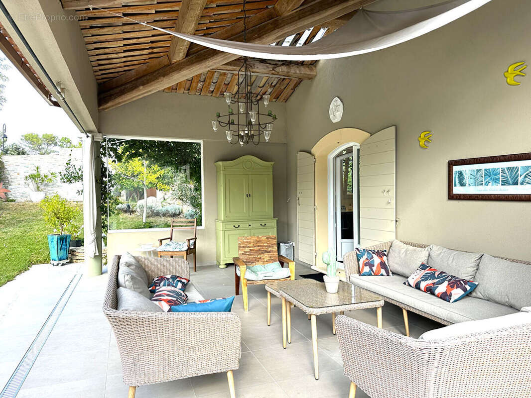 Maison à MONTAUROUX