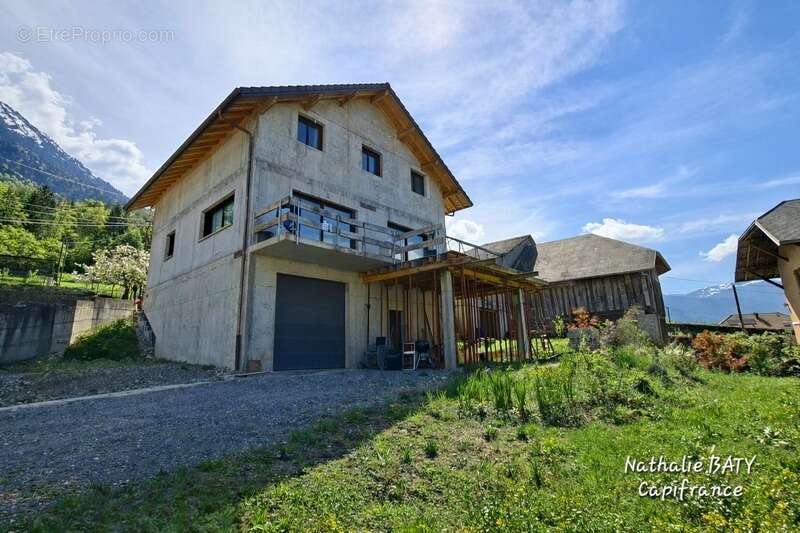 Rare à Val de Chaise: Grande maison familiale de 182 m² habitables + Annexe + Terrain piscinable - photo 14