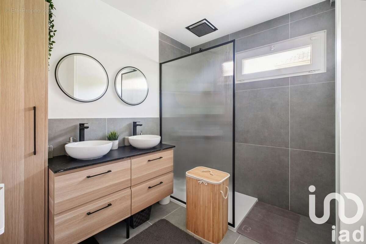 Photo 5 - Maison à ORGERUS