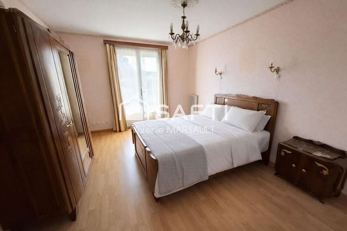 Photo 6 - Maison à SAINT-ETIENNE-DE-CHIGNY