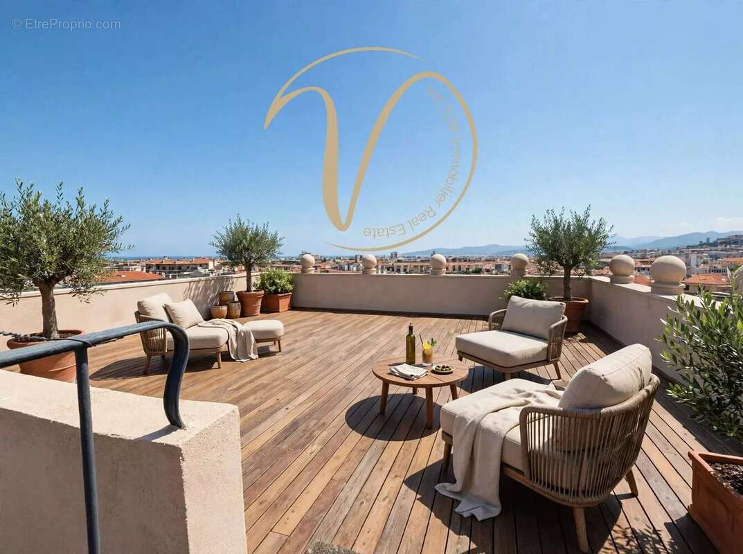 NICE - Dernier étage - Toit terrasse - photo 3