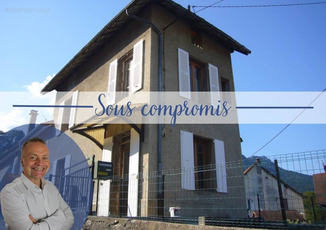Maison à SAINT-LAURENT-DU-PONT