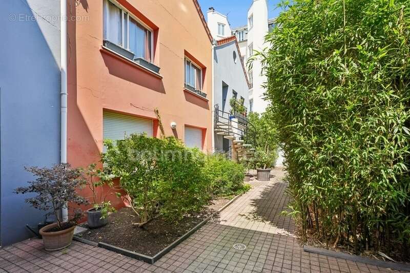 Appartement à BOIS-COLOMBES