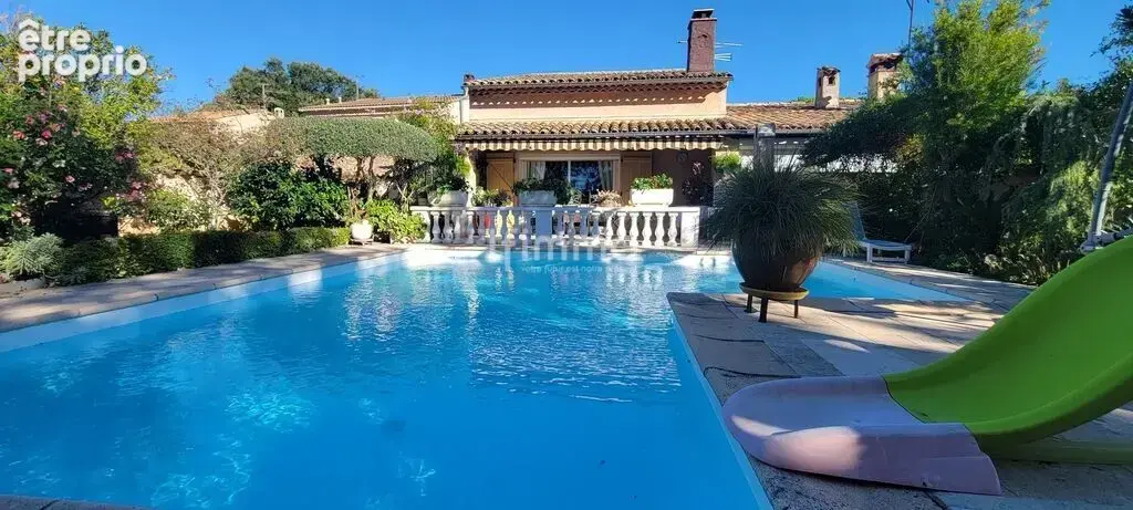 Maison à PUGET-SUR-ARGENS