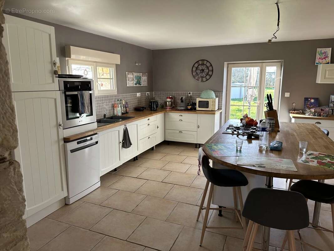 Maison à USSON-DU-POITOU