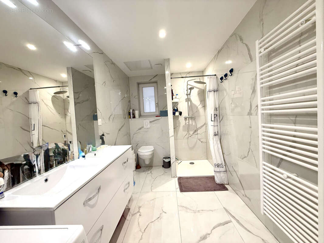 Superbe appartement 4 pièces lumineux de 92,7 m2 + parkings - photo 4
