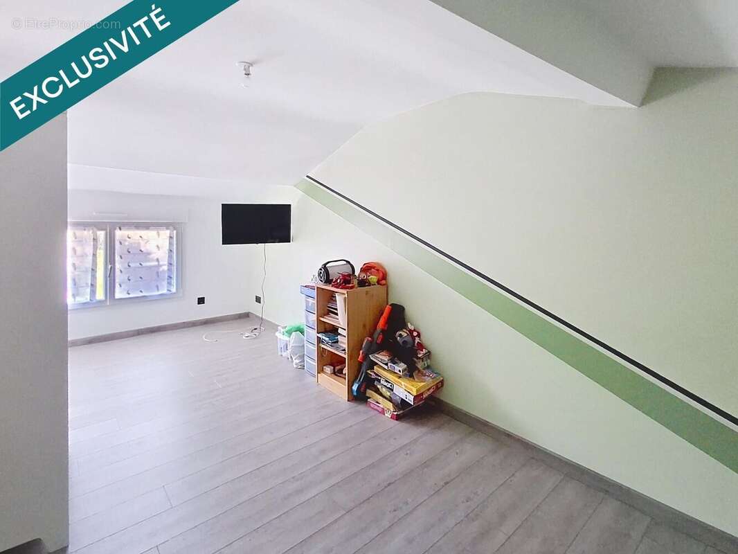 Maison 117 m² à Celles-Sur-Belle  - photo 7