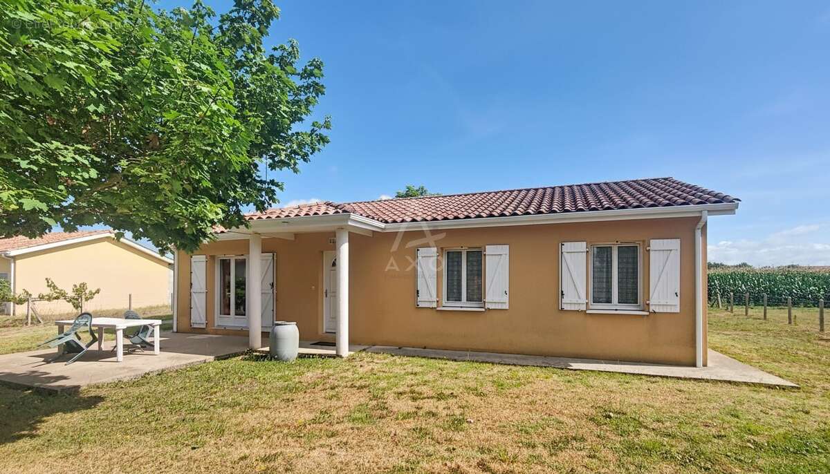 maison contemporaine de 111m2 sur la commune de SAINT YAGUEN - photo 3