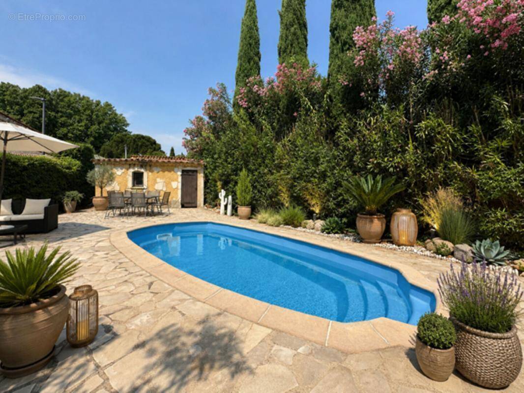 Maison à BOUC-BEL-AIR