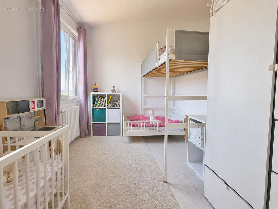 Appartement à SAINT-FONS